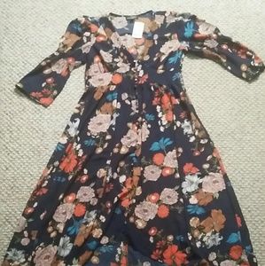 Navy floral blouson sleeve hi-low dress